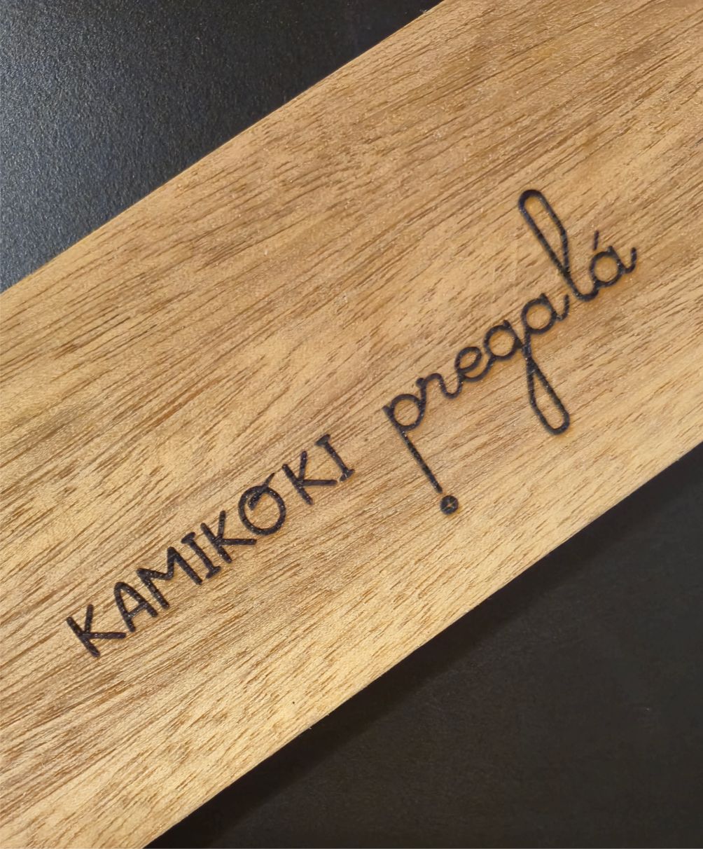 Prateleira Livros Kamikoki