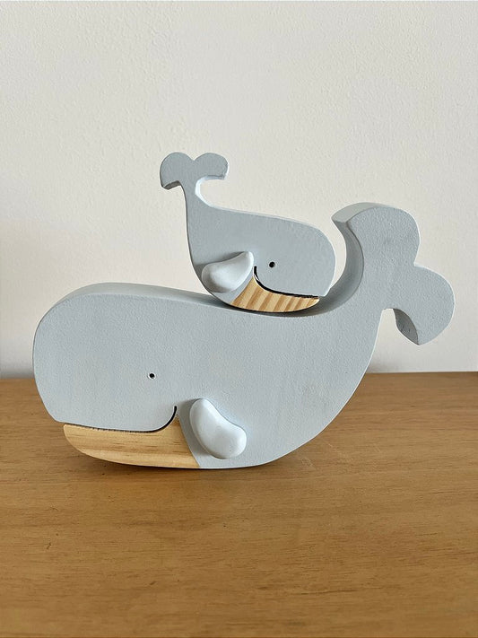 Adorno Baleia e Filhote Madeira