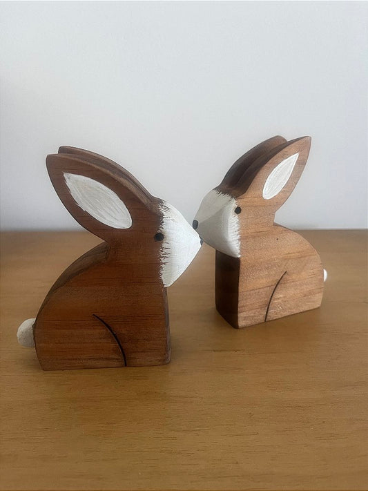 Adorno de Madeira Coelhos