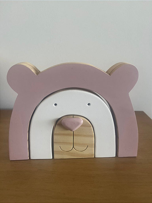Adorno de Madeira Urso Arco - Íris